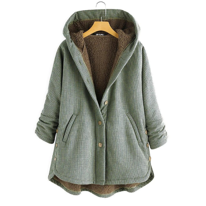 Dani – Timeless Comfort in a Checked Coat